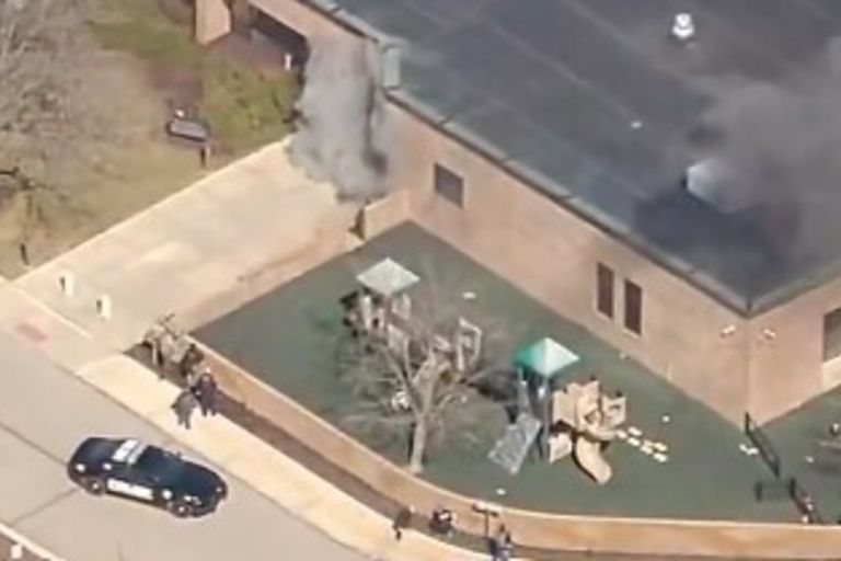 Sparatoria in sinagoga in Michigan