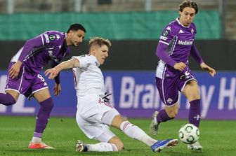 Un'azione di gioco di Fiorentina-Rakov, Rolando Mandragola