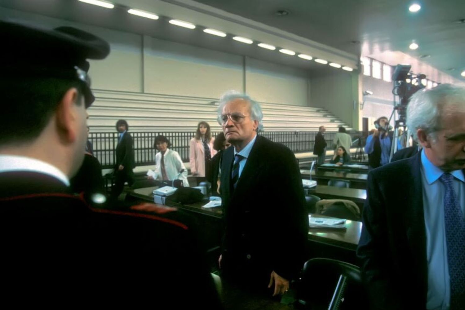 1994  - Padova - processo a Bruno Contrada (nella foto al centro)