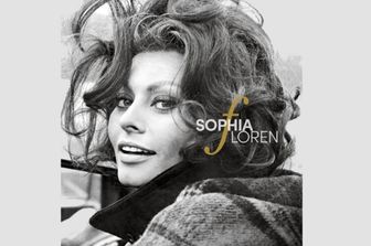 Il volume celebrativo per Sophia Loren
