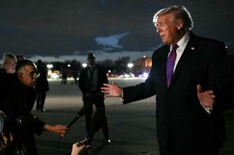 Come fanno i giornalisti a chiamare direttamente Donald Trump