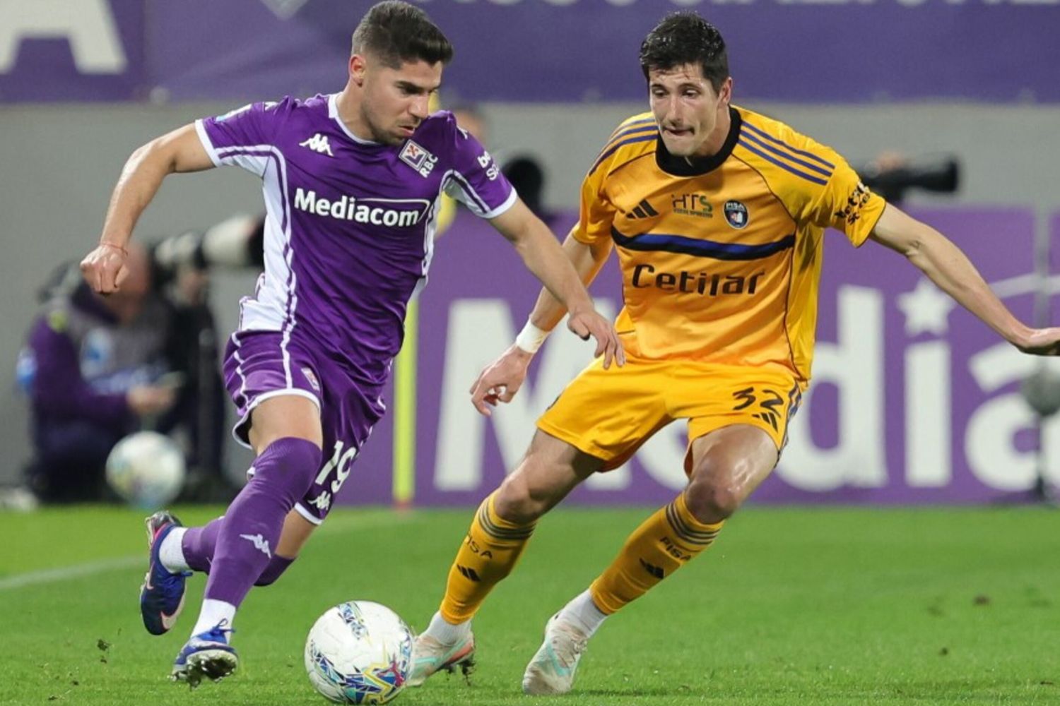 Il Pisa, in 10, liquida un Cagliari troppo distratto (3-1)