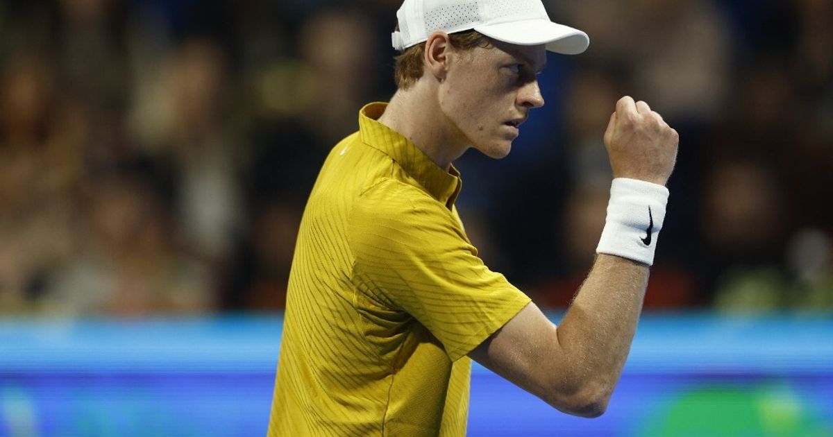 Sinner trionfa a Indian Wells. Medvedev sconfitto 7 6 7 6. La dedica a Kimi Antonelli