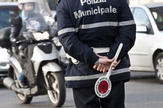 roma traffico vigili urbani polizia municipale (agf)