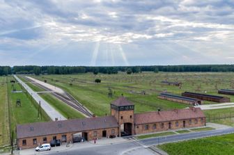 Le sorelle Tatiana e Andra e la loro vita di bambine ad Auschwitz