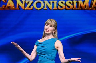 Milly Carlucci conduce Canzonissima