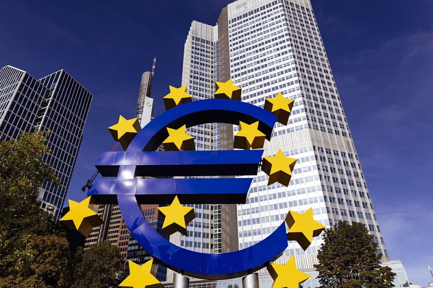 La Bce resterà ferma sui tassi per la quinta volta