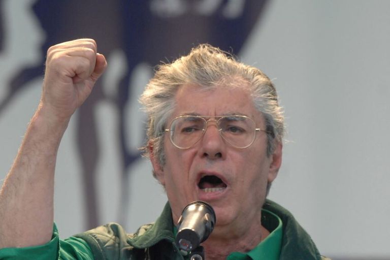 Umberto Bossi al raduno di Pontida del primo giugno 2008