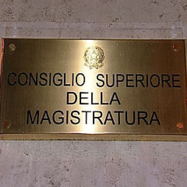 I bambini della 'famiglia nel bosco', il Ministero dell'Istruzione: "Rispettato l'obbligo scolastico"