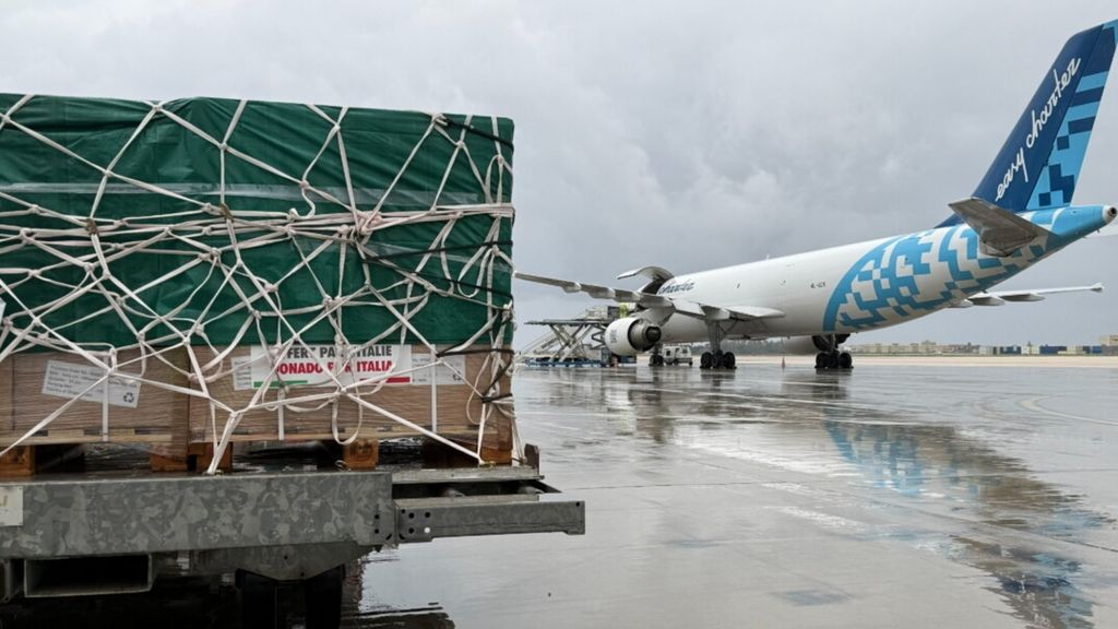 Un vol humanitaire de la Coopération italienne à Beyrouth