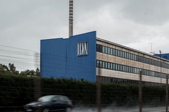 Ex Ilva: Jindal avanza, Flacks in ritardo