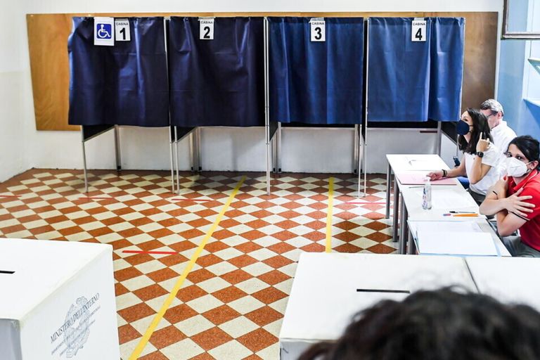 Referendum, 51 milioni di italiani alle urne