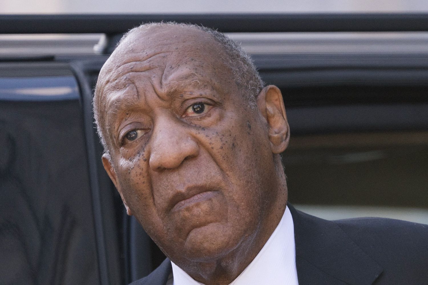 Bill Cosby condannato per violenza sessuale
