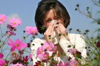 allergia polline raffreddore starnuti.jpg