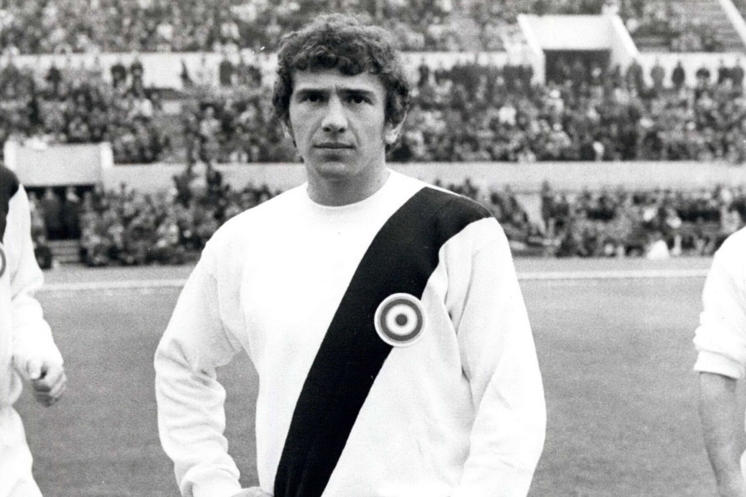 Addio a Beppe Savoldi, storico bomber di Bologna e Napoli