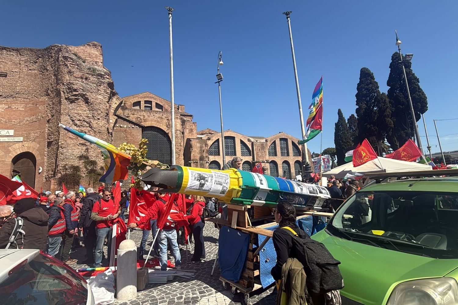 Corteo a Roma 'No Kings'