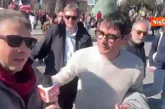 Fratoianni a manifestazione No Kings a Roma: Dire no ai Re e alle loro guerre