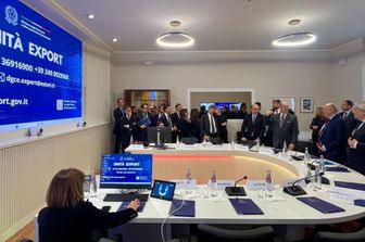 A la Farnesina inauguration de la salle exportations pour les entreprises italiennes