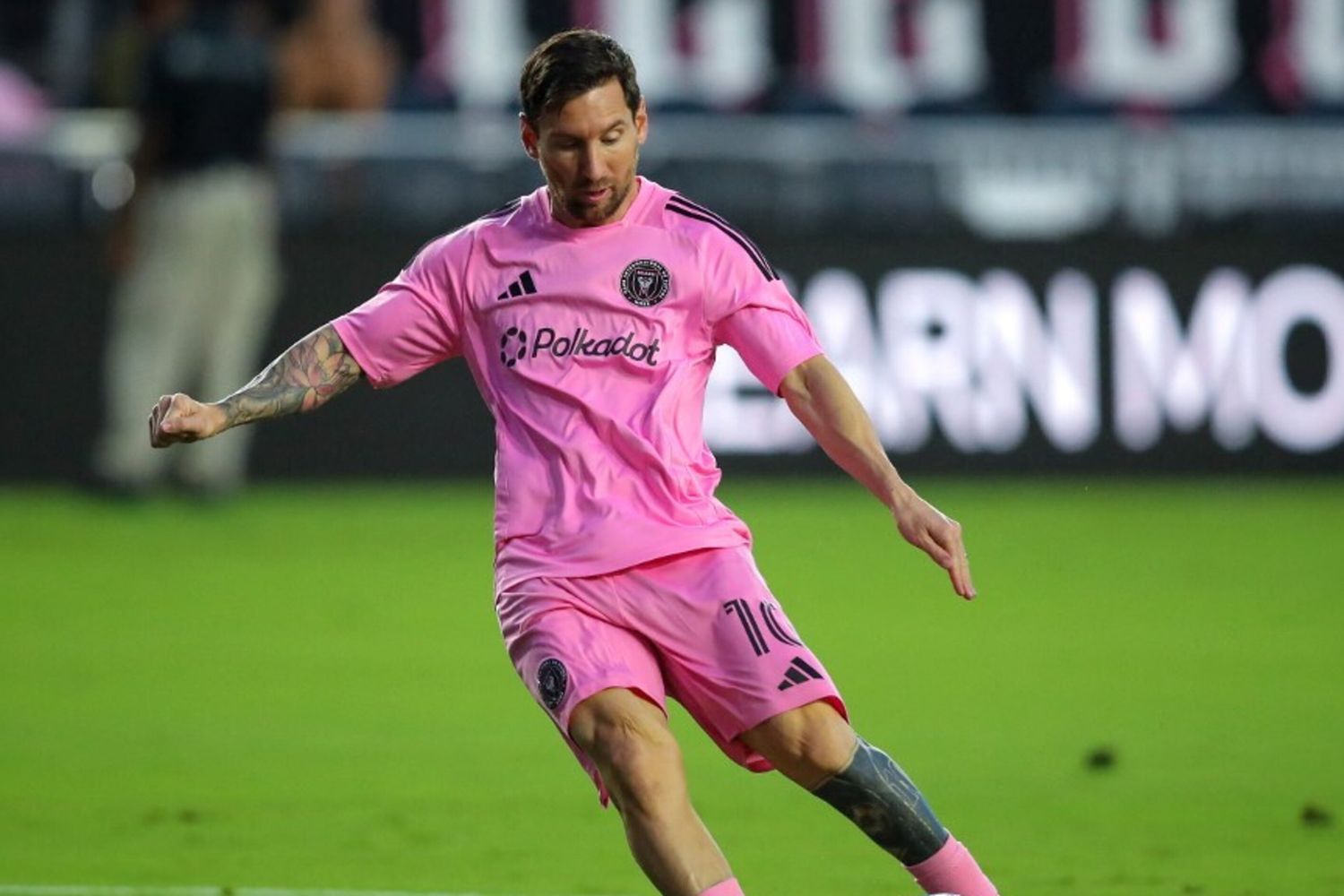 "Messi al Como". Ma è solo un pesce d'aprile