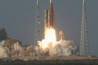 Il decollo di Artemis II