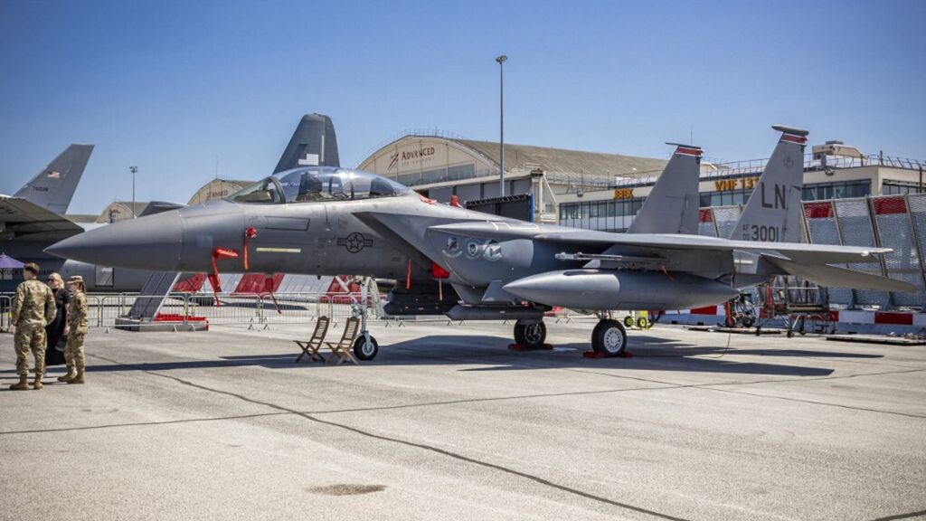 L'Iran abbatte due jet Usa, disperso un pilota. A Teheran si fa festa. Fermi i negoziati