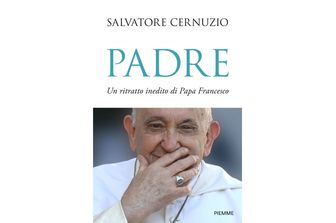 Esce oggi il libro "Padre", un inedito Papa Francesco con la sua "follia di Dio"