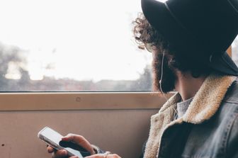 &nbsp;Un ragazzo in viaggio attraverso l'Europa con Interrail