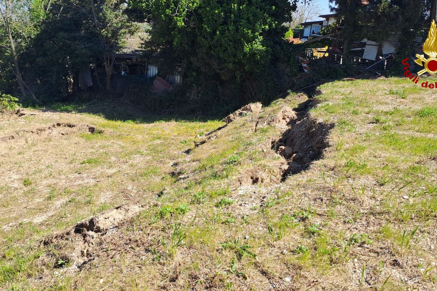 Petacciato, la frana non si muove. Si va verso la riapertura dell'A14 e della linea Adriatica