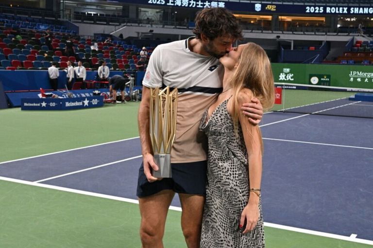 La favola di Vacherot a Shanghai: da numero 204 in classifica sconfigge il cugino in finale e vince il primo 1000 in carriera