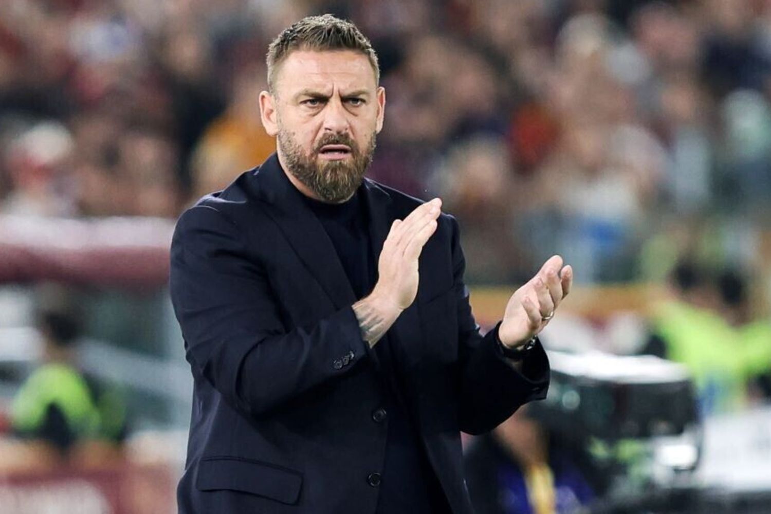 L'allenatore del Genoa Daniele De Rossi