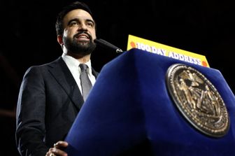 I primi 100 giorni di Mamdani: "Ho riparato più di 100mila buche stradali"