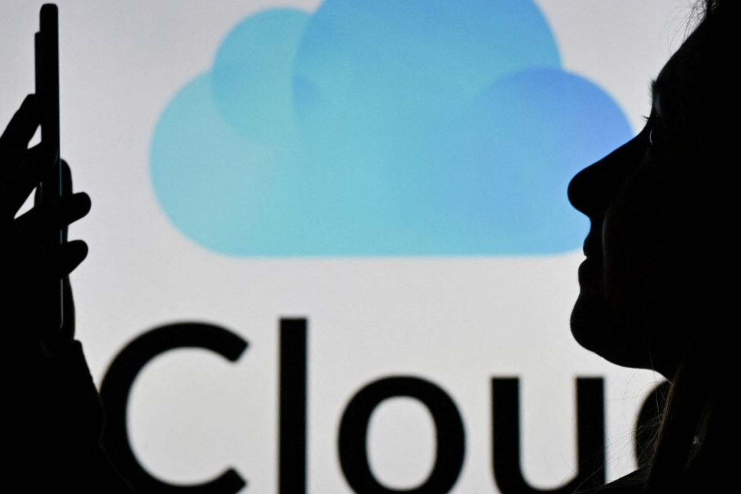 Gli utenti ricevono messaggi che sembrano originali di Cupertino