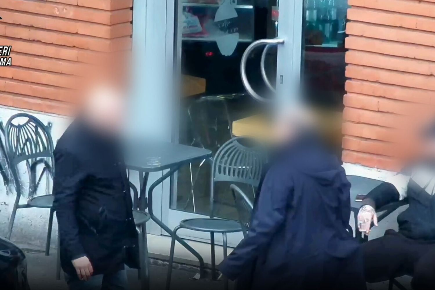 Blitz antidroga a Roma