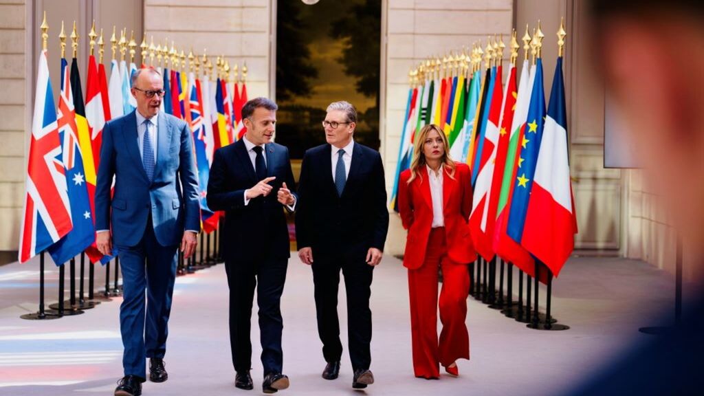 Meloni al vertice dei Volenterosi all'Eliseo