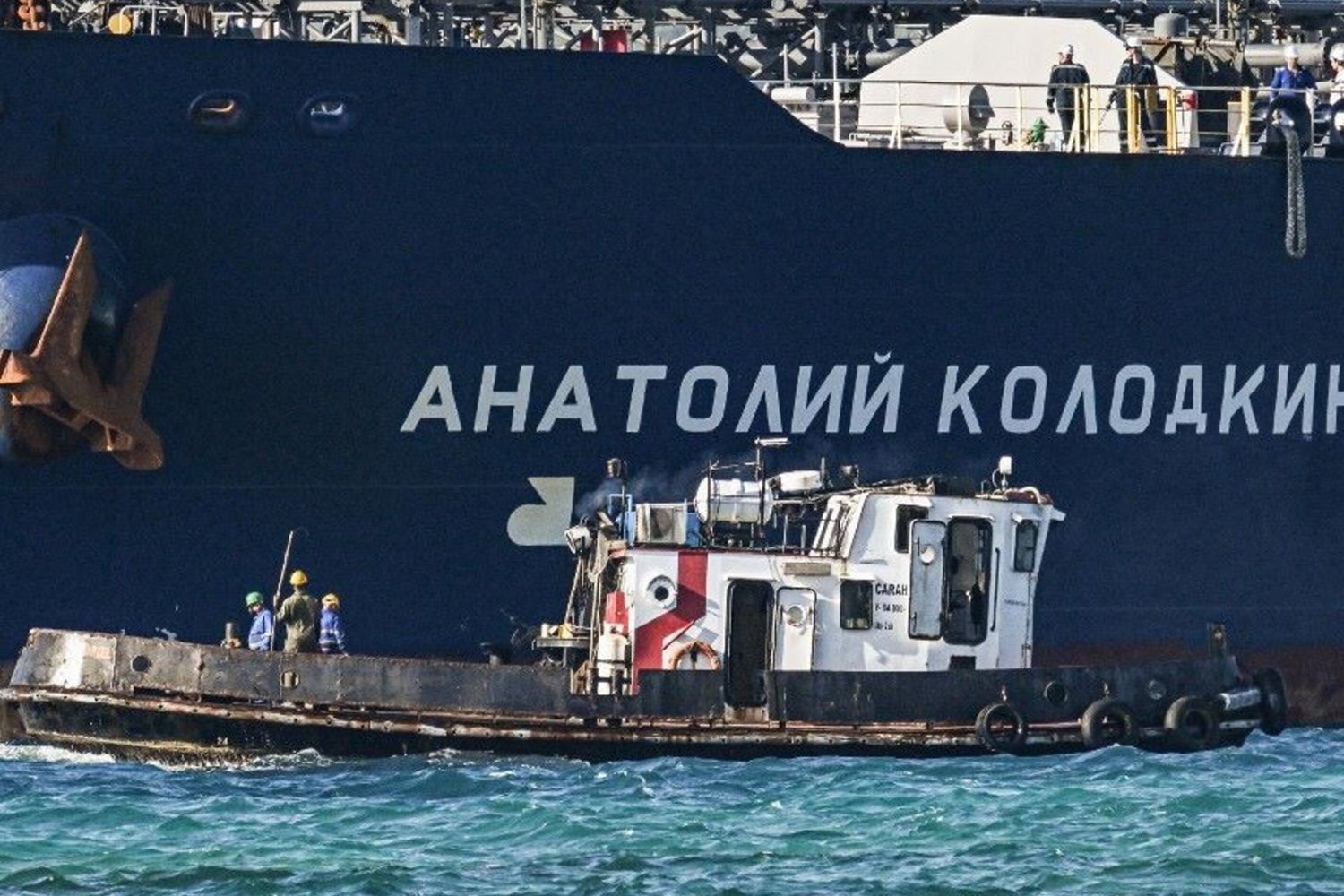 La petroliera russa Anatoly Kolodkin al suo arrivo al terminal petrolifero nel porto di Matanzas, nel nord-ovest di Cuba, il 31 marzo 2026