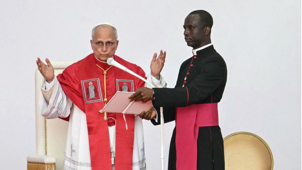 Papa Leone in Angola