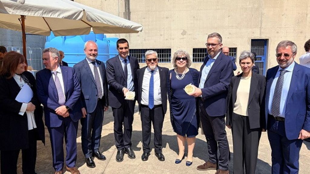 Inaugurazione del caseificio nel carcere di Bologna