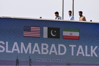 Usa-Iran, domani al via i negoziati a Islamabad