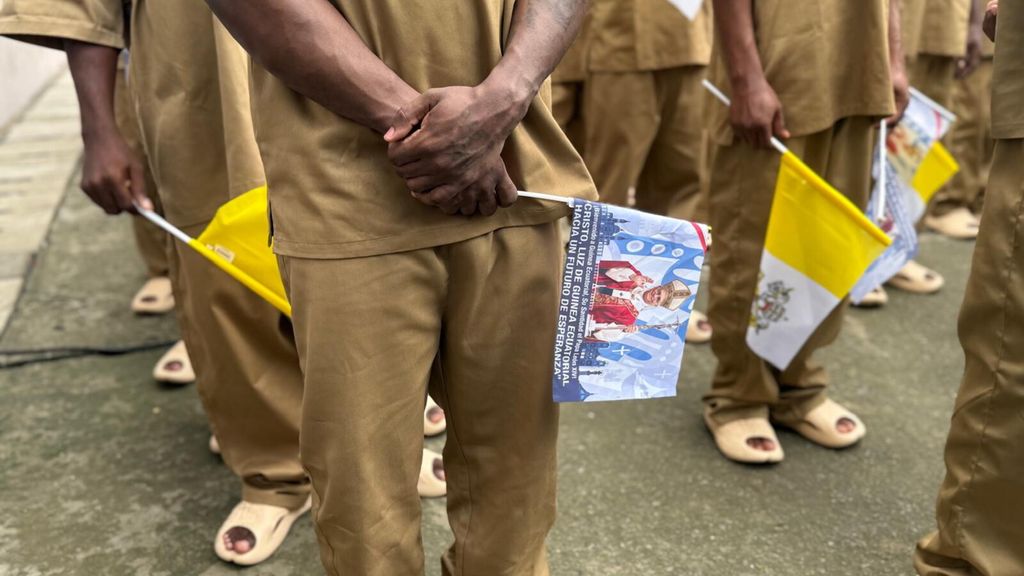 Papa Leone nell'inferno di Bata, il carcere dei detenuti [VIDEO]