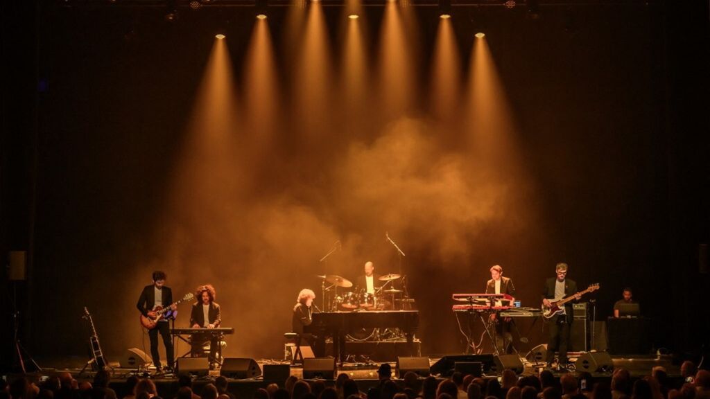 Cocciante al concerto tributo per le vittime dell'incendio di Crans-Montana