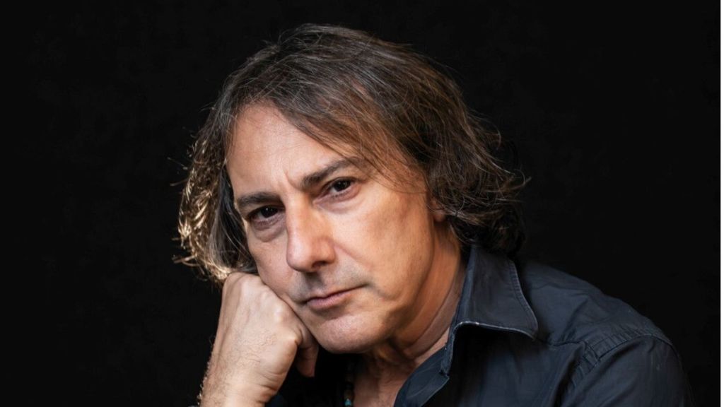 L'album "Fra guerra e pace", Pippo Pollina torna in Italia