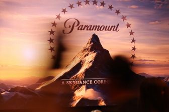 Approvata l'acquisizione di Paramount, c'è l'ok degli azionisti di Warner