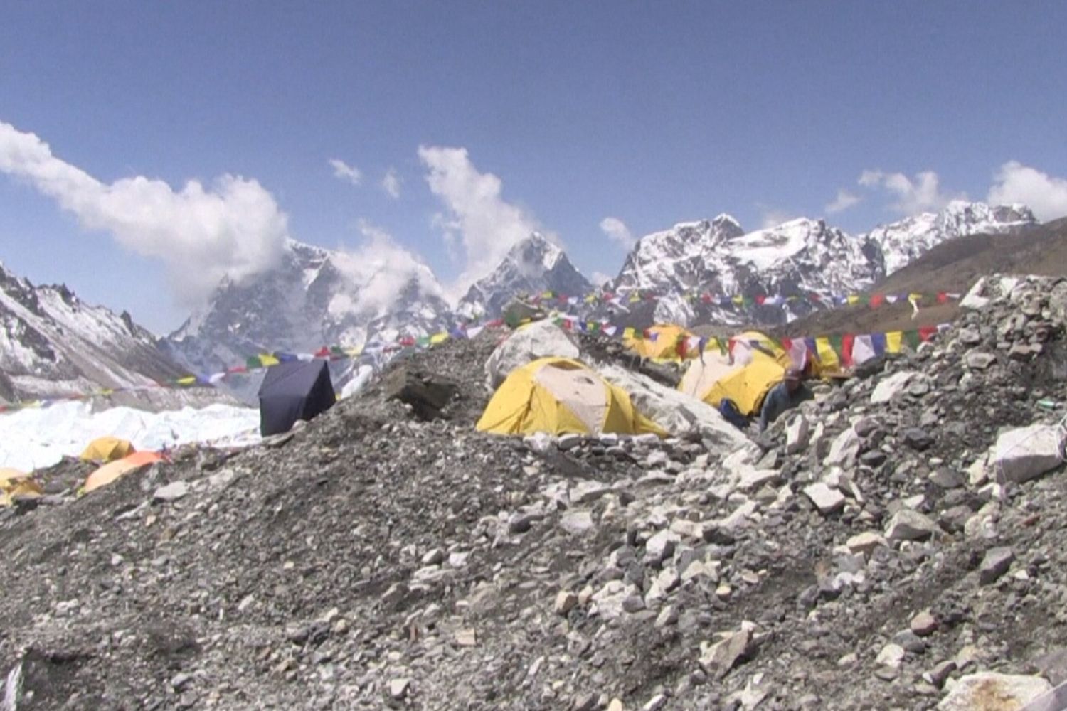 alpinisti monte Everest
