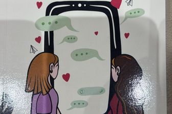 'Elly e Giorgia allo specchio, crescere nei social senza protezione'