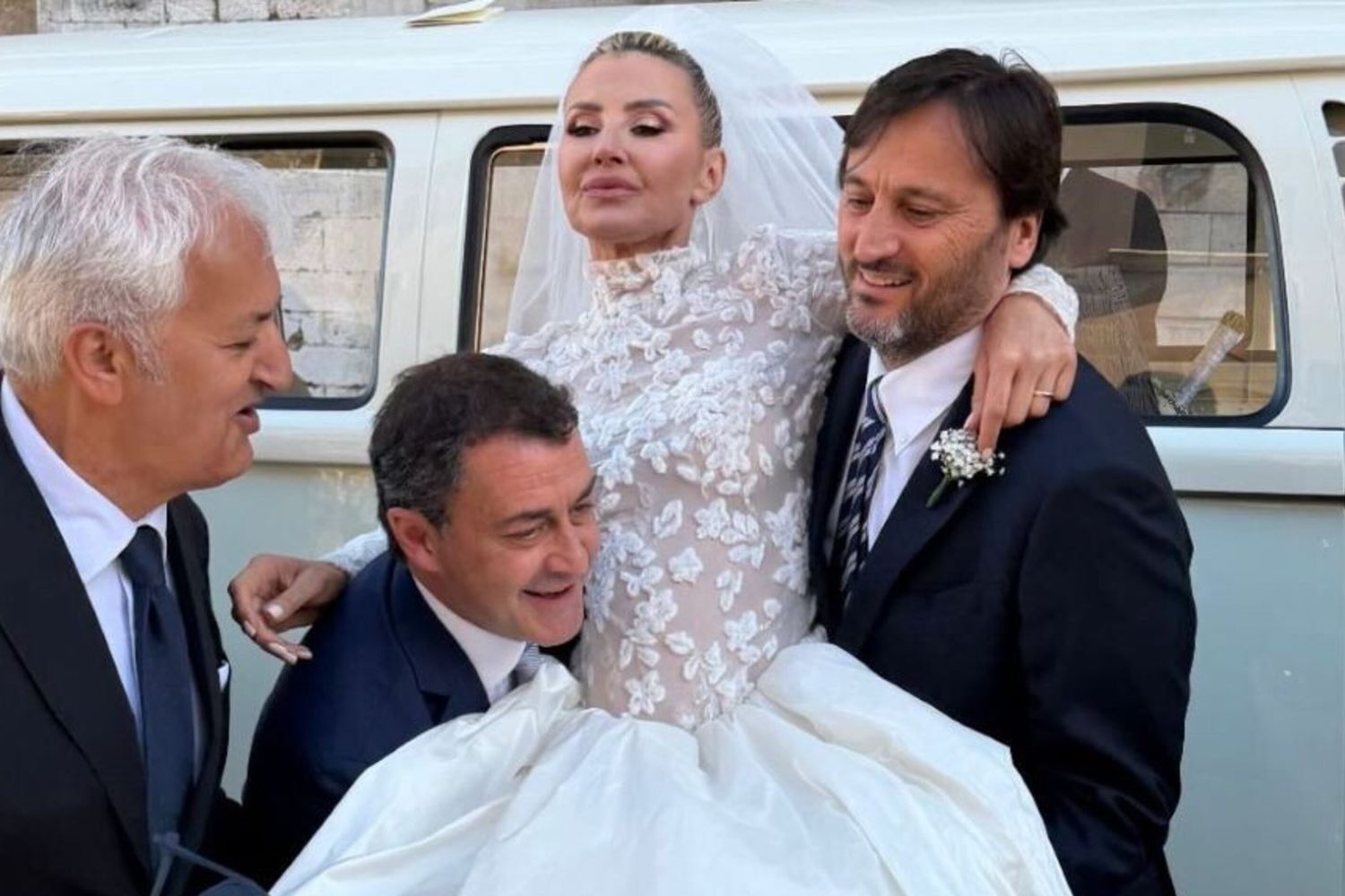 Le nozze a Bari di Nathaly Caldonazzo