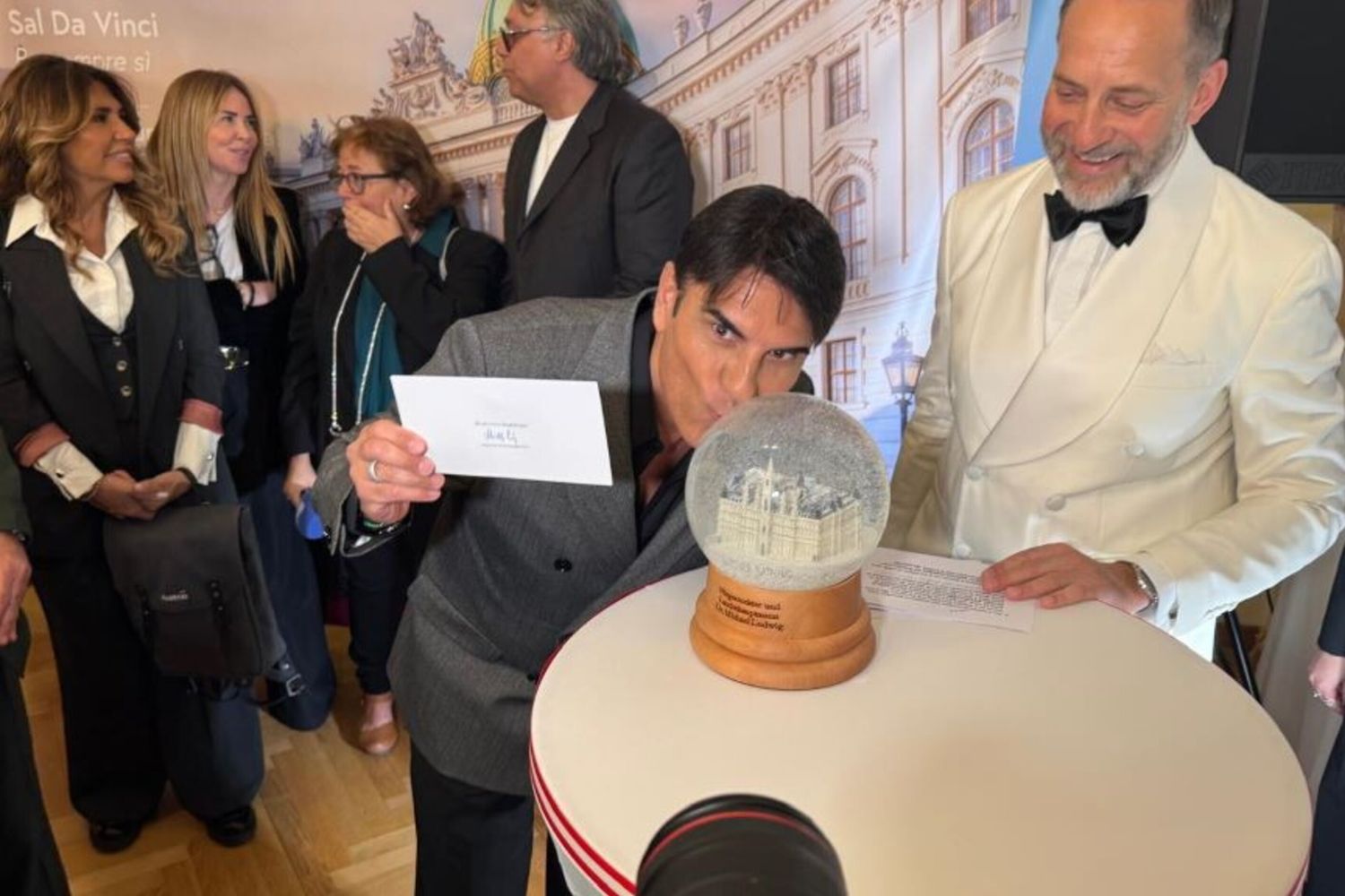 Sal Da Vinci all'ambasciata austriaca a Roma