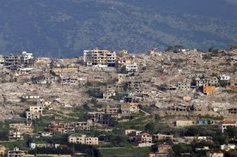 Distruzione nel villaggio di Khiam, nel sud del Libano