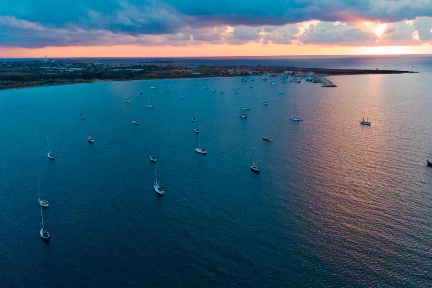 Flotilla verso Gaza, Israele intercetta alcune imbarcazioni al largo di Creta. Tajani chiede informazioni