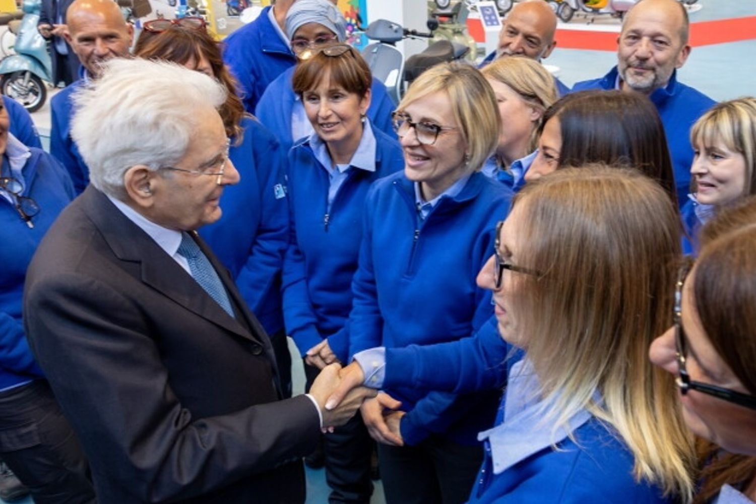 Primo Maggio, Mattarella a Pontedera: "Il lavoro è fondamento essenziale della vita democratica"