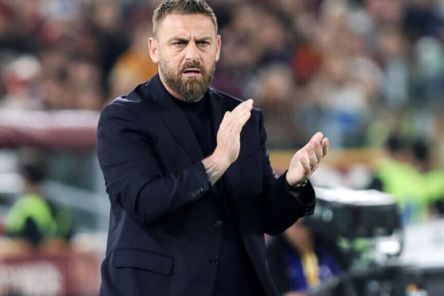 L'allenatore del Genoa Daniele De Rossi